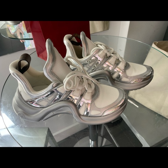Louis Vuitton Archlight Sneakers size 7 - Picture 3 of 6